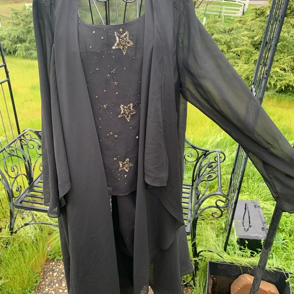Elegant Long Black Sheer Kimono with Flutter Front,HP25 - Picture 2 of 10